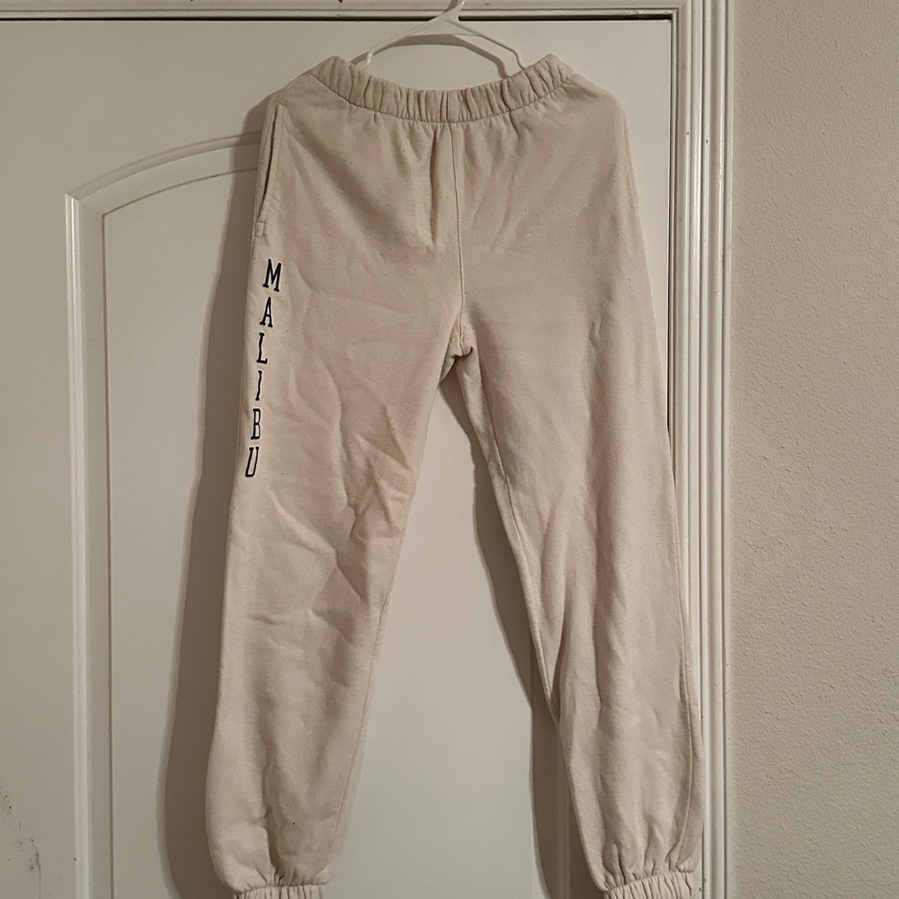 Brandy Melville beige Malibu Rosa sweatpants